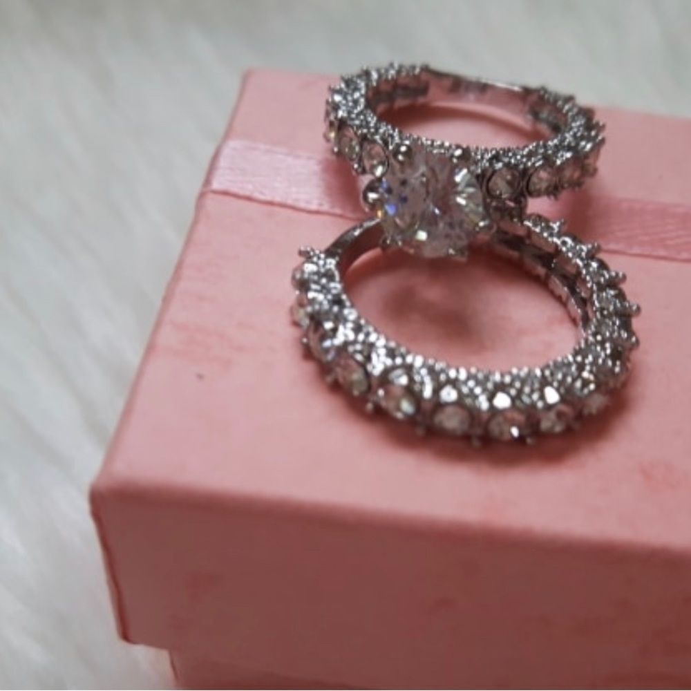 Diamond ring - Picture 4 of 6